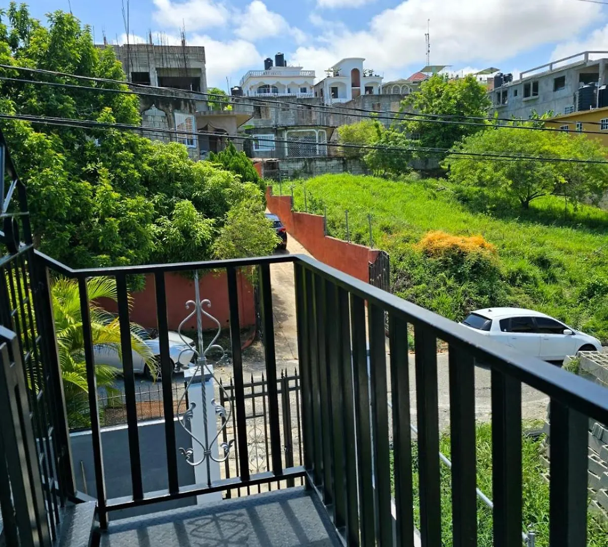 Paradise Apartments Montego Bay